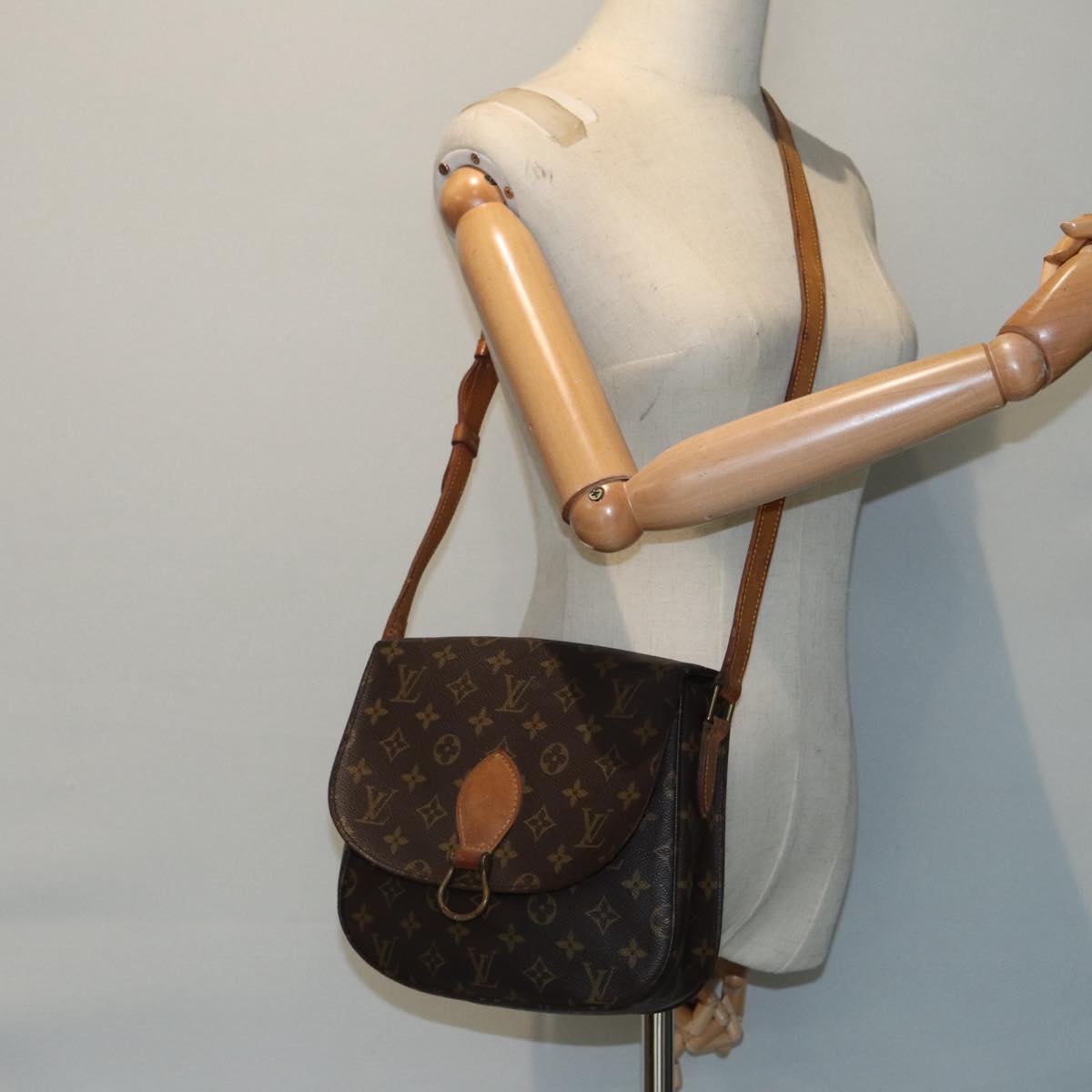 LOUIS VUITTON Monogram Saint Cloud GM Shoulder Bag M51242 LV Auth ar12474