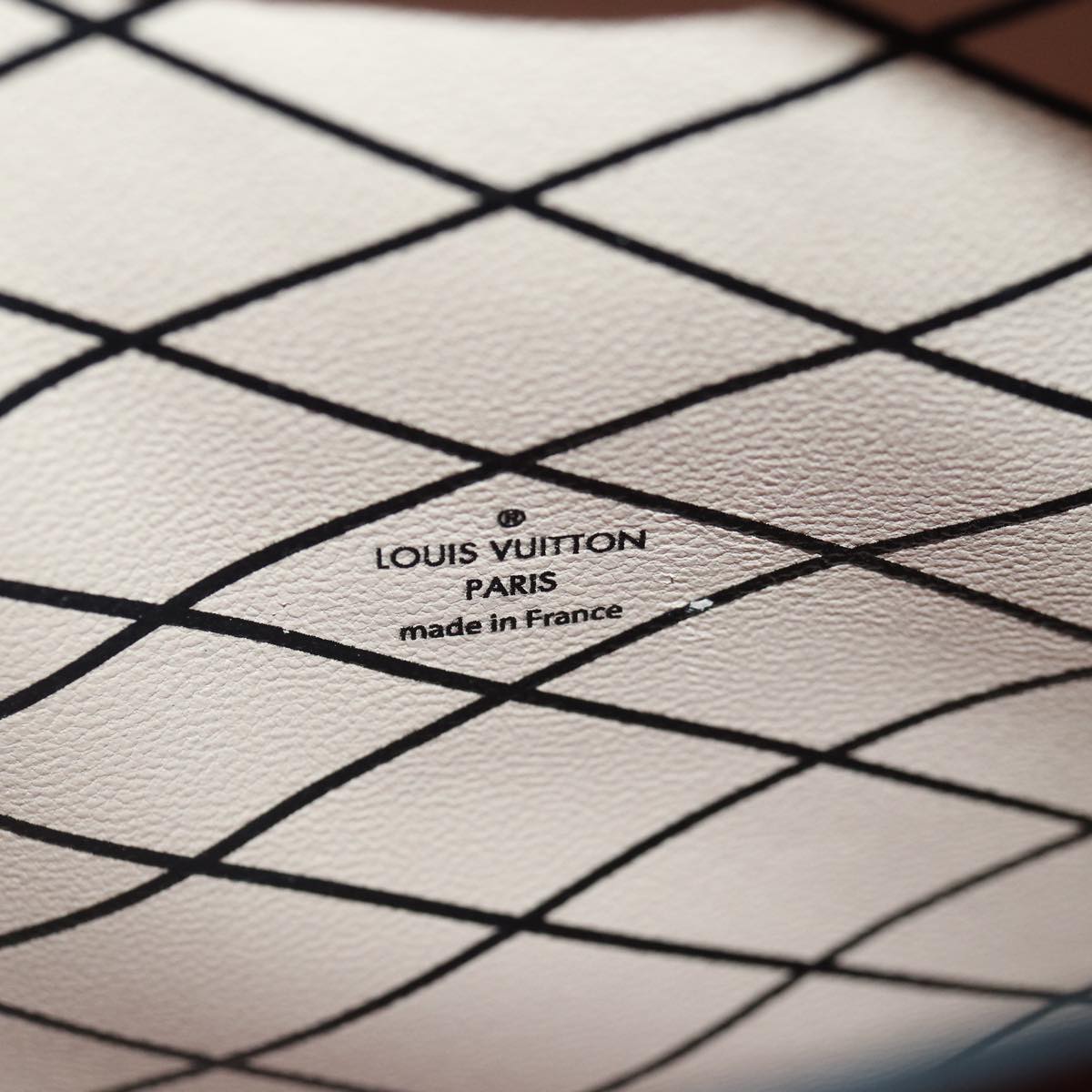 LOUIS VUITTON Epi Trunk Clutch Shoulder Bag Red Black M51697 LV Auth ar12517SM