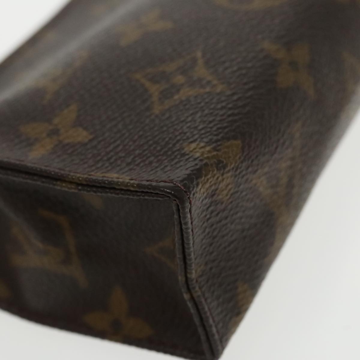 LOUIS VUITTON Monogram Poche Toilette 15 Pouch M47546 LV Auth ar12704