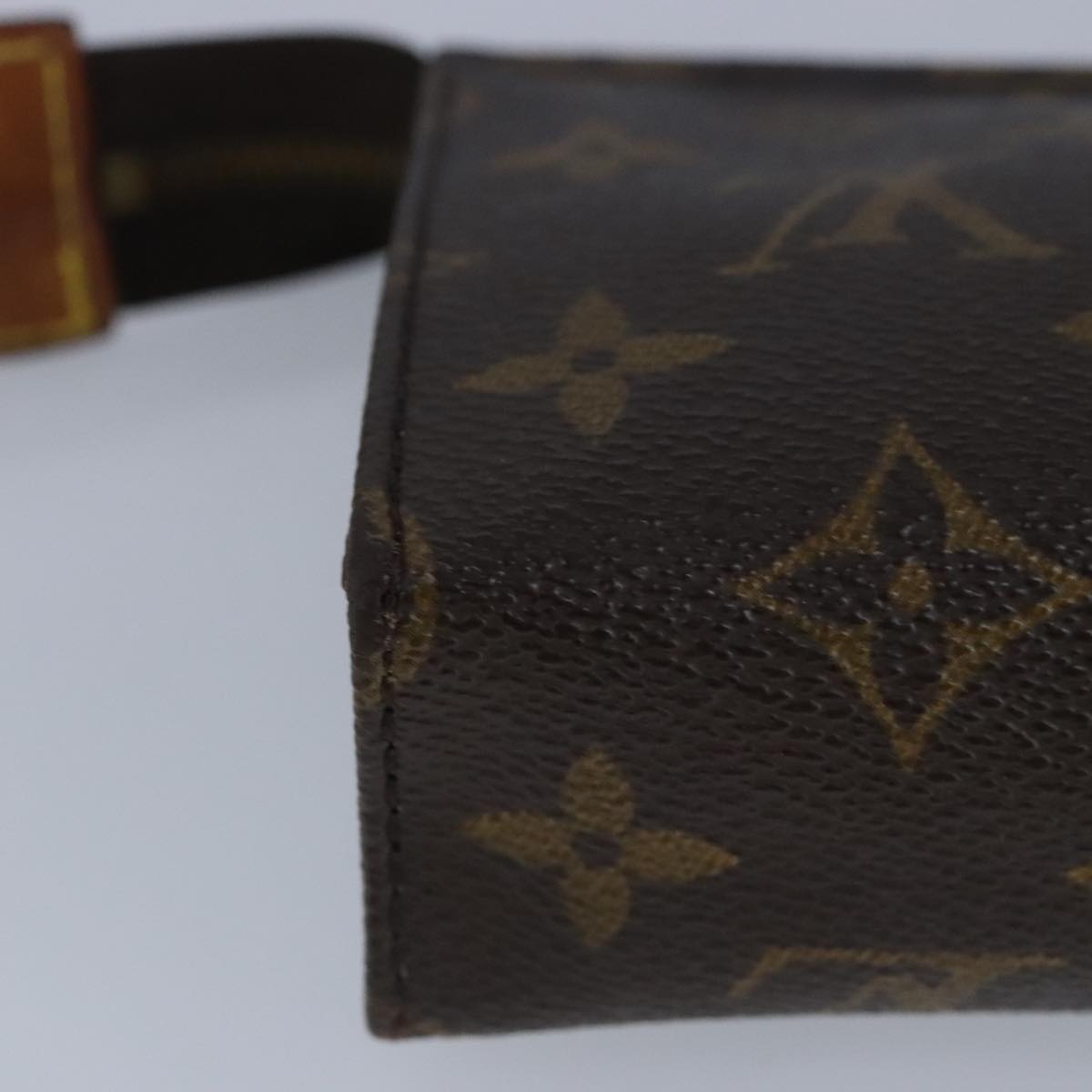 LOUIS VUITTON Monogram Poche Toilette 15 Pouch M47546 LV Auth ar12743