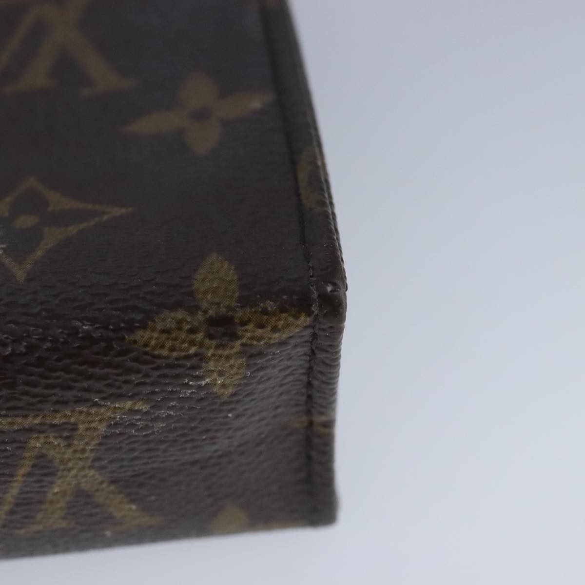 LOUIS VUITTON Monogram Poche Toilette 15 Pouch M47546 LV Auth ar12744