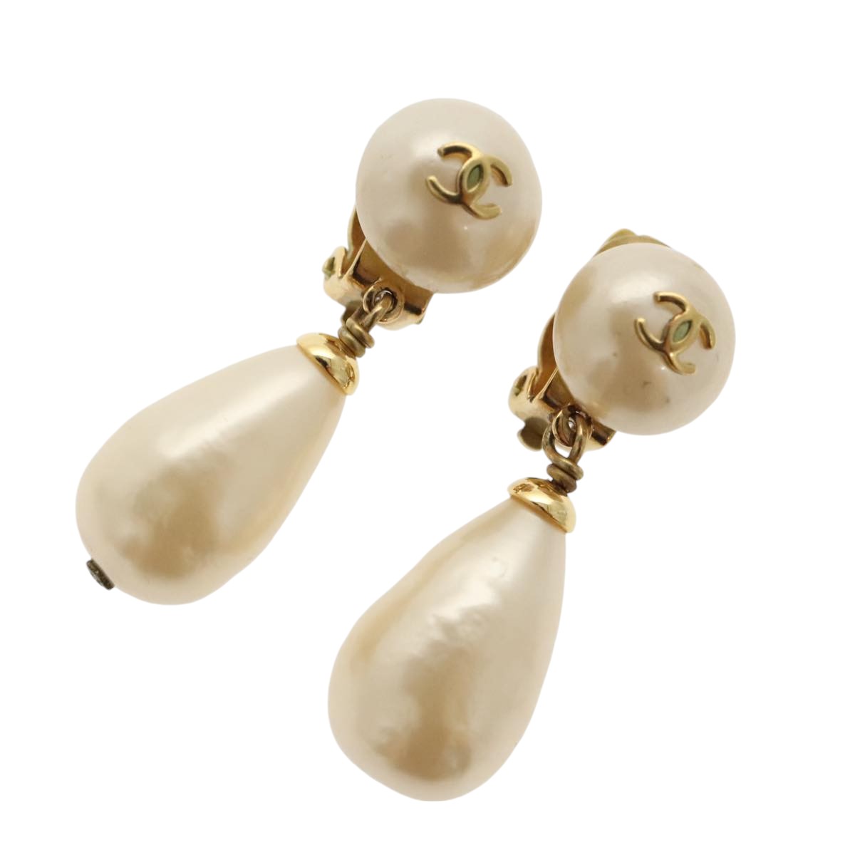 CHANEL Pearl Earring metal White CC Auth ar12918