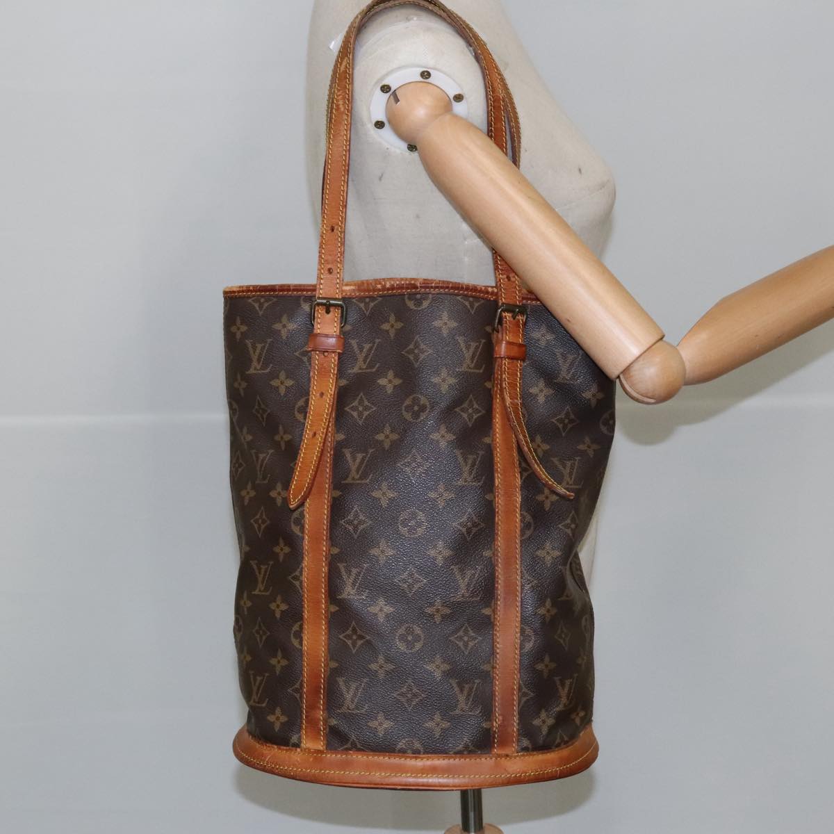 LOUIS VUITTON Monogram Bucket GM Shoulder Bag Vintage M42236 LV Auth ar12934