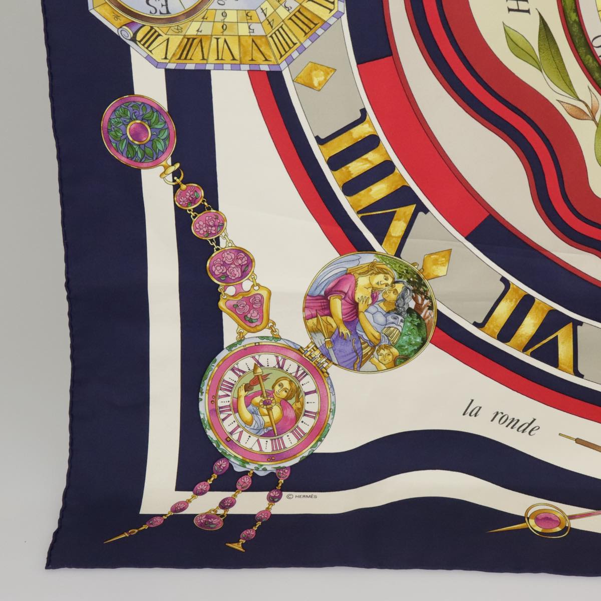 HERMES Carre 90 Scarf ""la ronde des heures"" Silk Navy White Auth ar13021