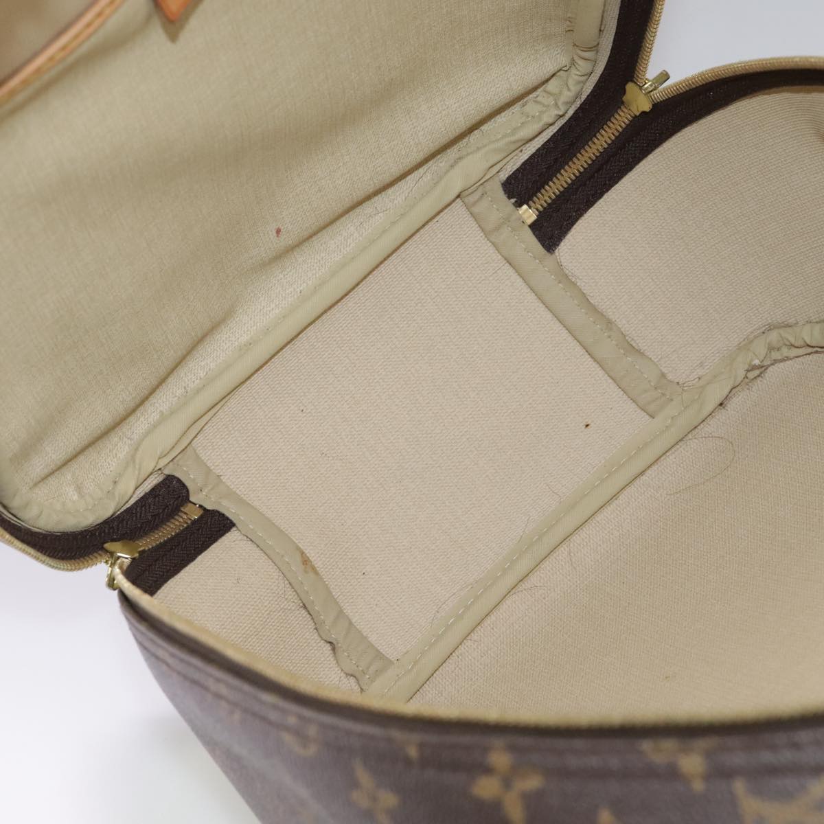 LOUIS VUITTON Monogram Excursion Hand Bag M41450 LV Auth ar13172