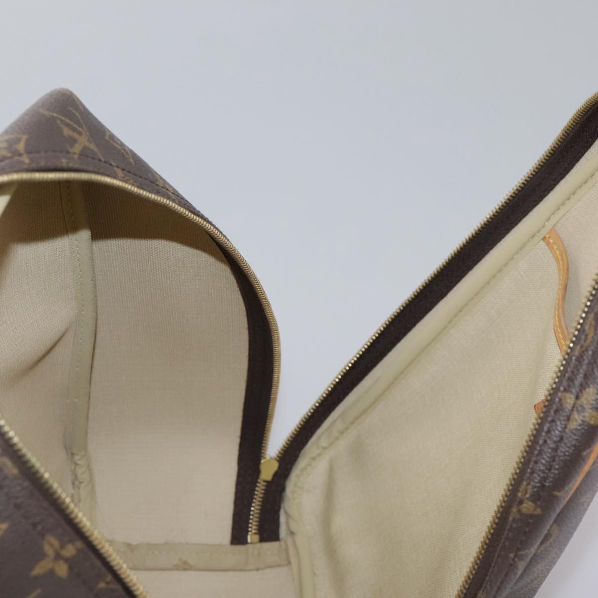LOUIS VUITTON Monogram Excursion Hand Bag M41450 LV Auth ar13172
