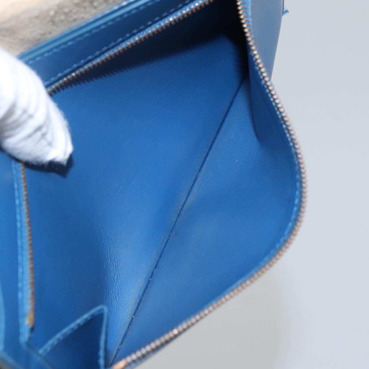 CELINE Large Strap Wallet Leather White Auth ar13263