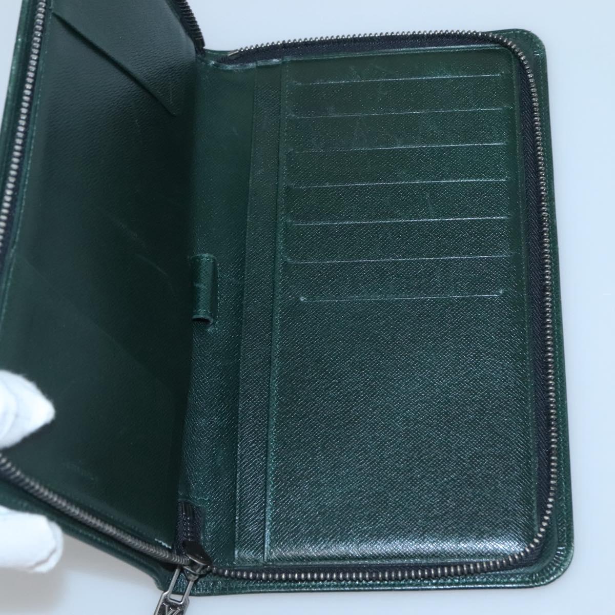 LOUIS VUITTON Taiga Wallet Epicea LV Auth ar13501