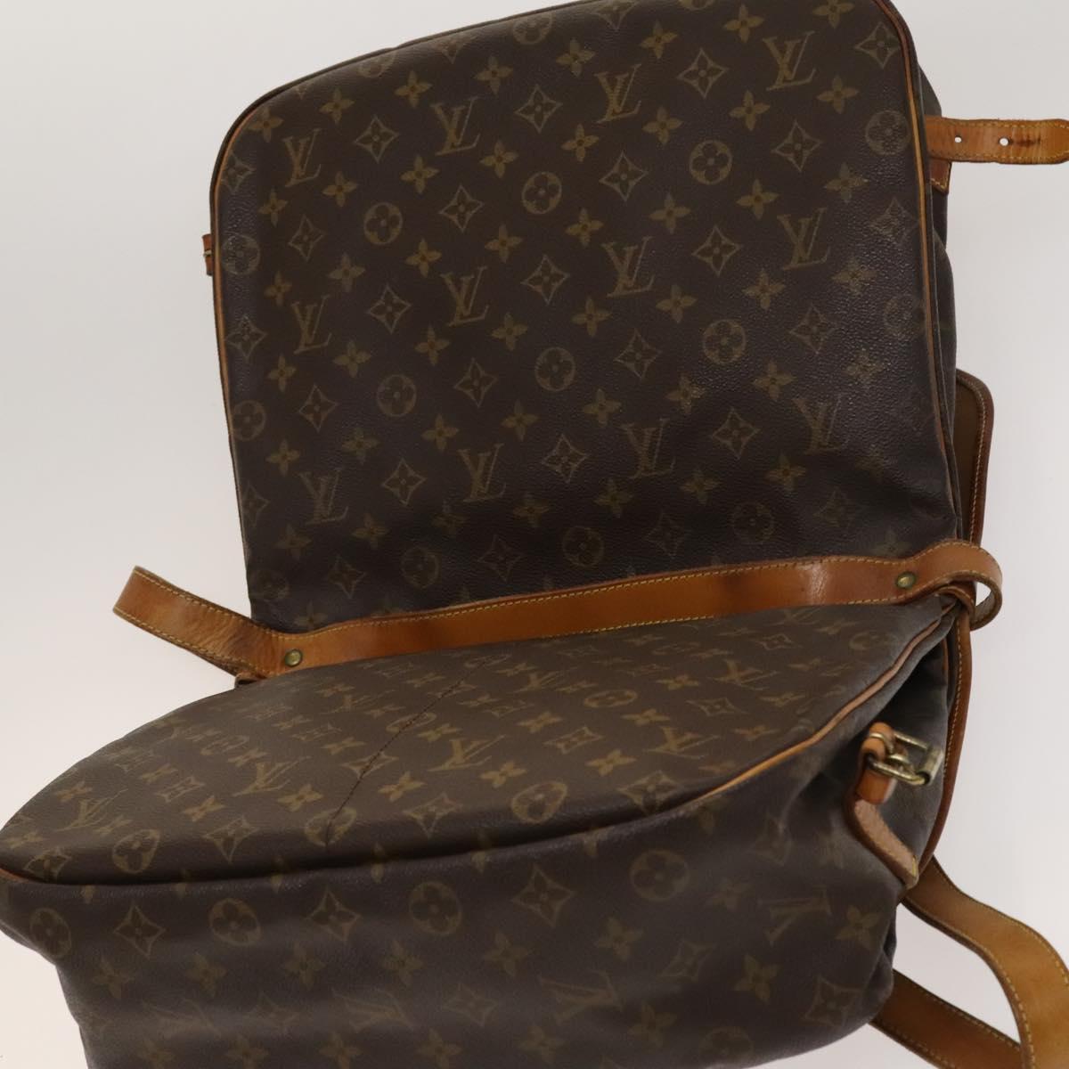 LOUIS VUITTON Monogram Saumur 35 Shoulder Bag M42254 LV Auth ar13595