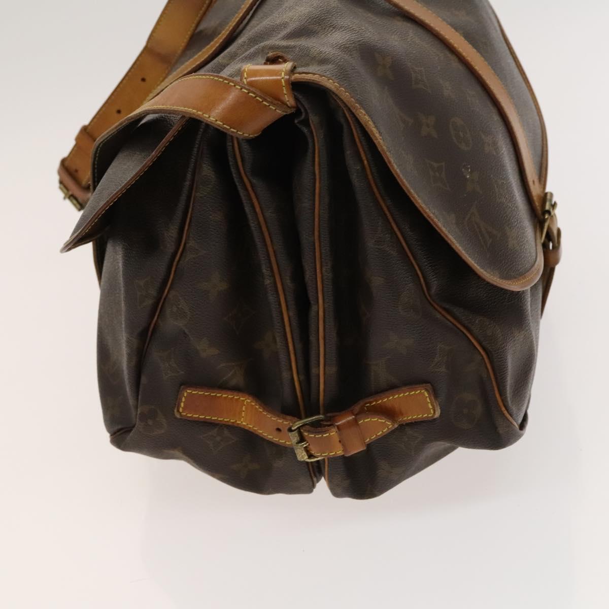 LOUIS VUITTON Monogram Saumur 35 Shoulder Bag M42254 LV Auth ar13595