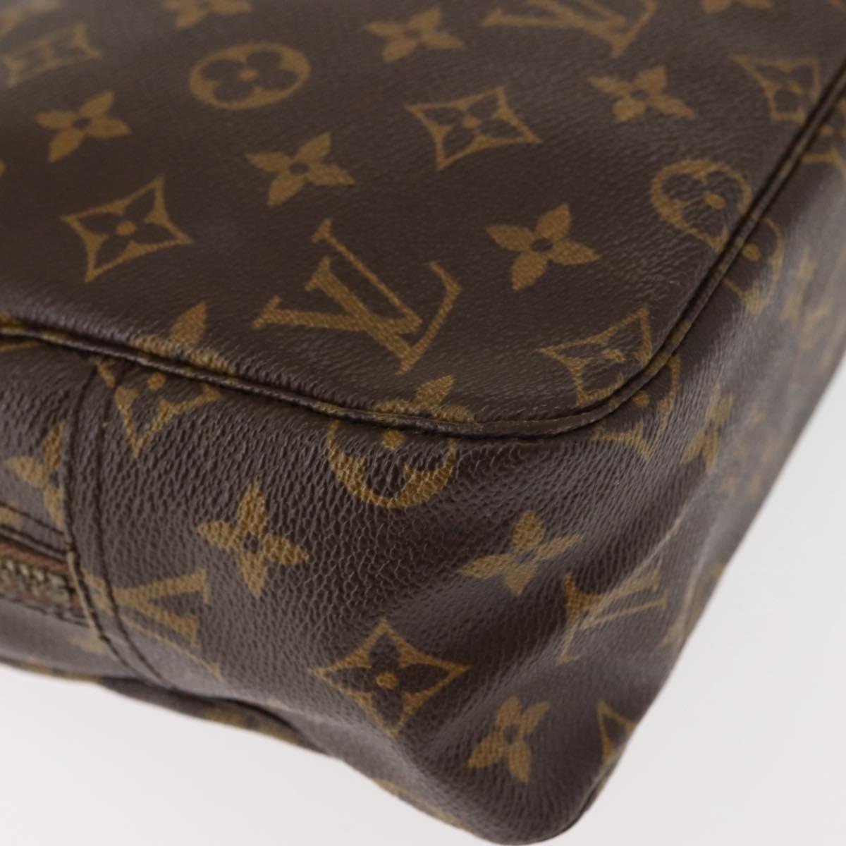 LOUIS VUITTON Monogram Trousse Toilette 28 Clutch Bag M47522 LV Auth ar13749