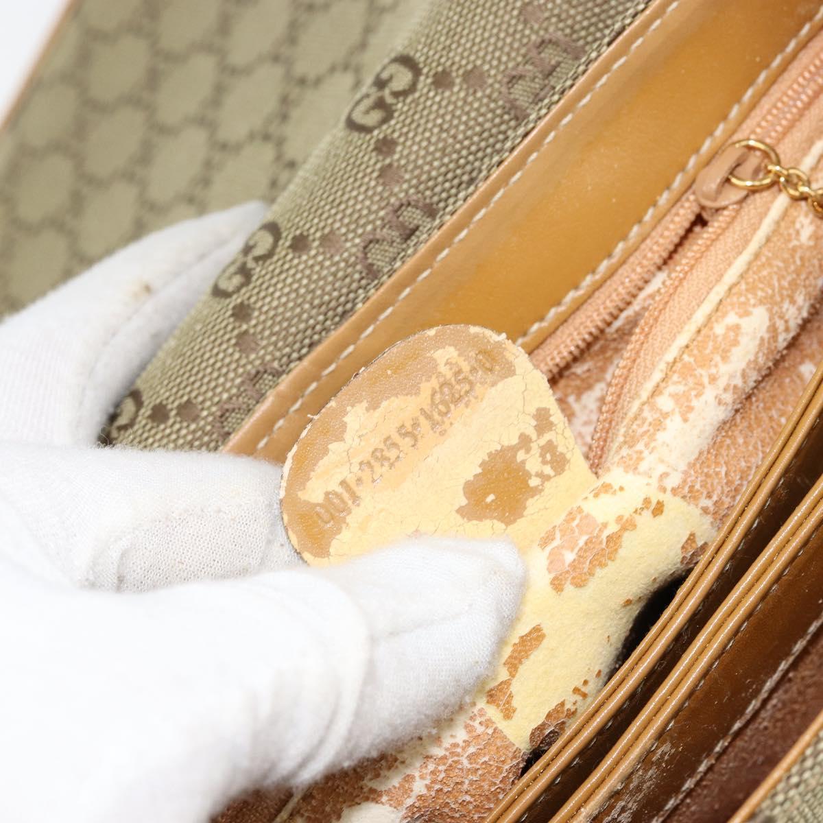 GUCCI GG Canvas Shoulder Bag Beige Gold Auth ar13804