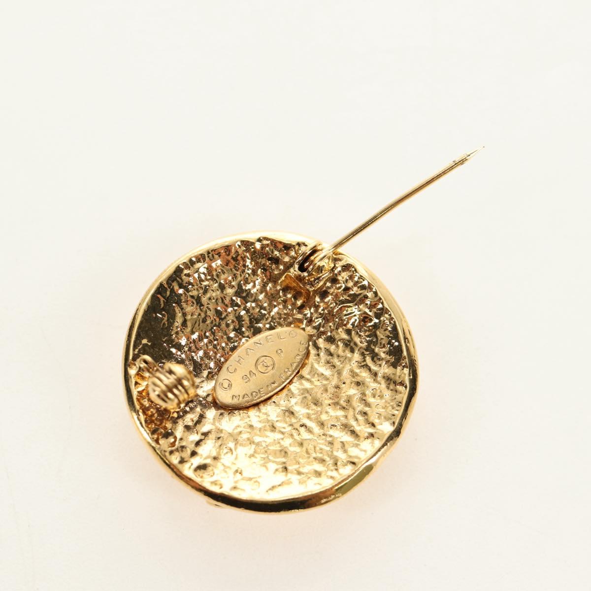 CHANEL Brooch metal Gold Tone CC Auth ar13964V