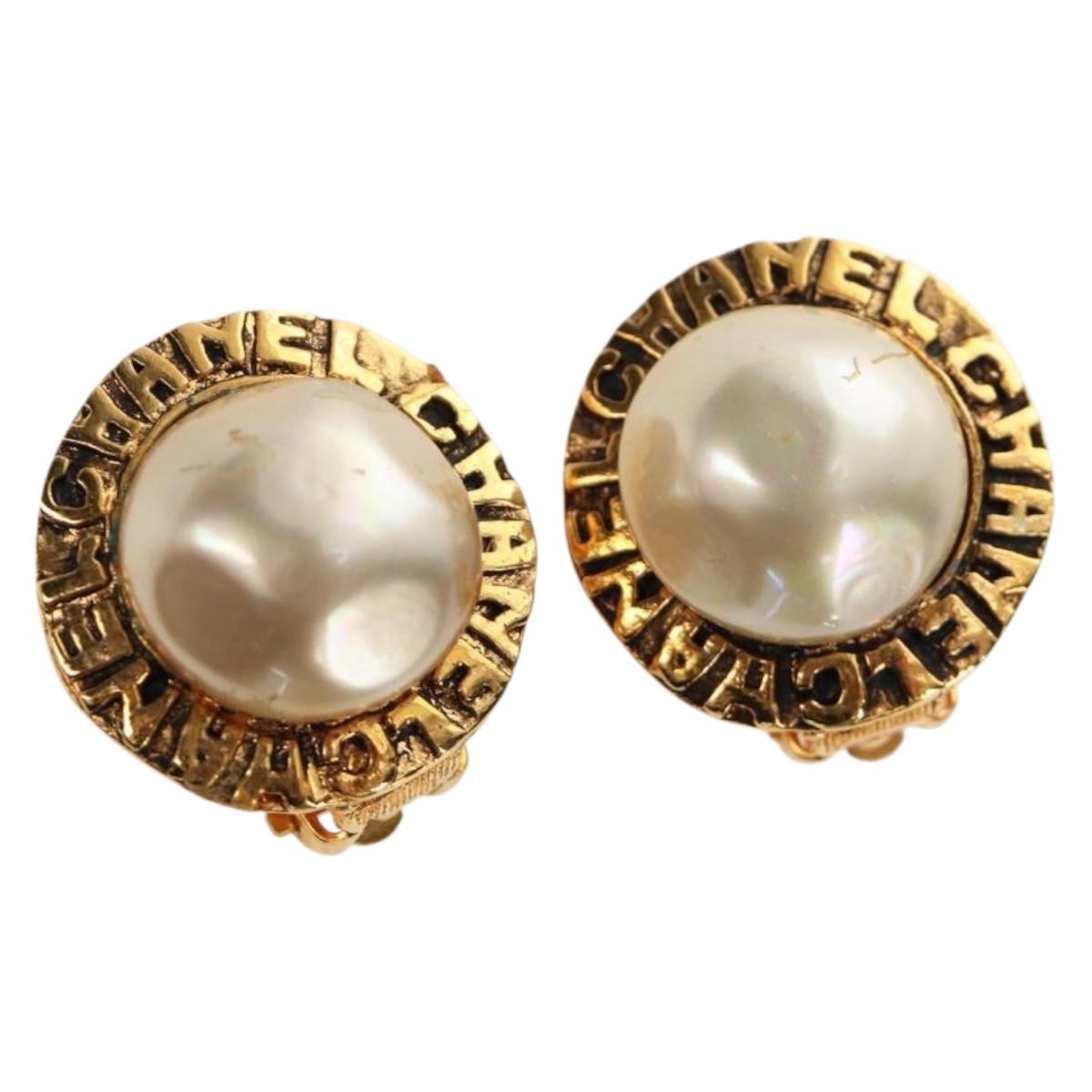 CHANEL Earring metal Gold Tone CC Auth ar13965V