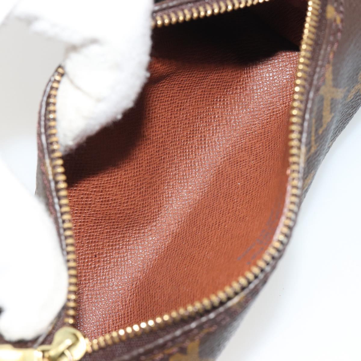 LOUIS VUITTON Monogram Papillon Pouch LV Auth ar14013