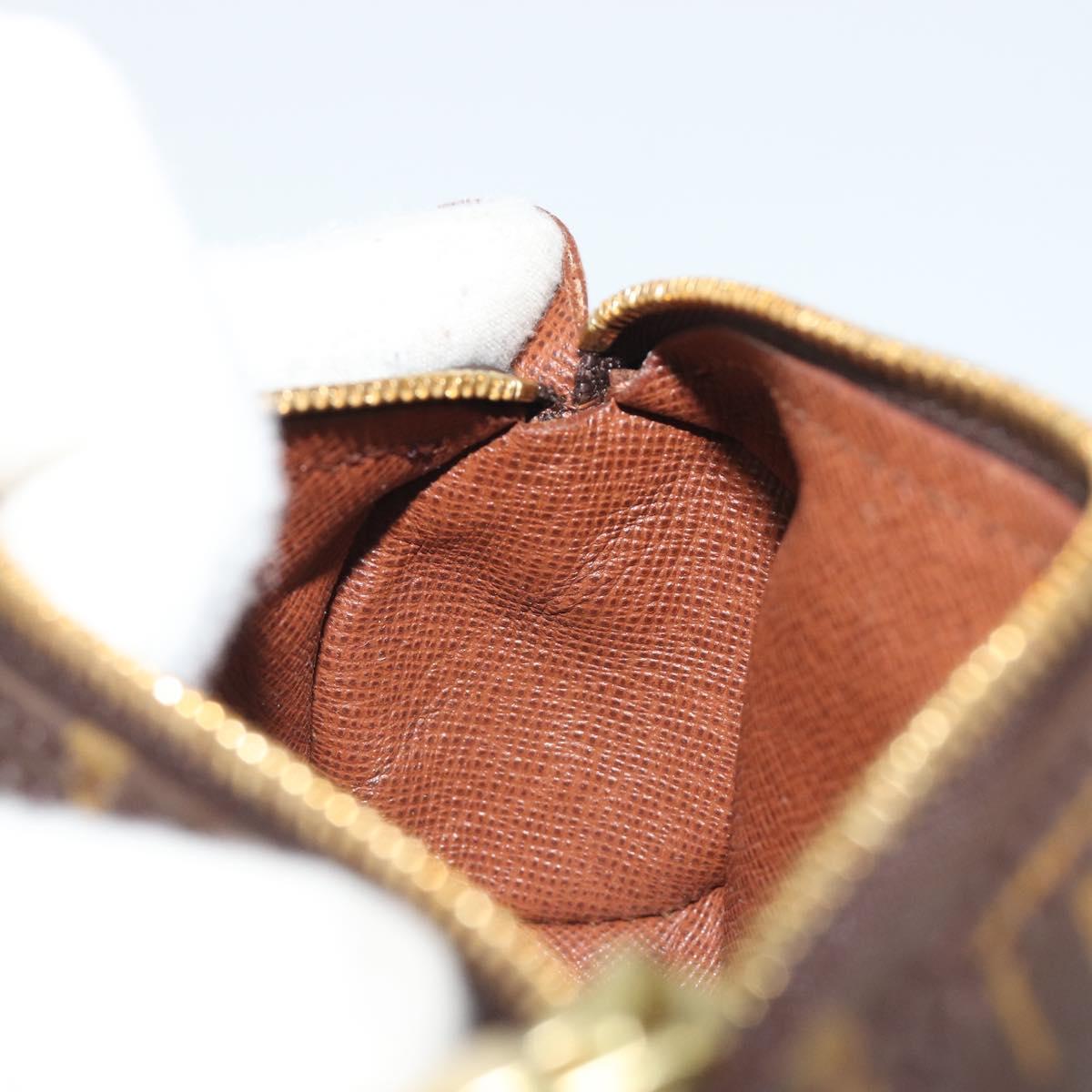 LOUIS VUITTON Monogram Papillon Pouch LV Auth ar14013