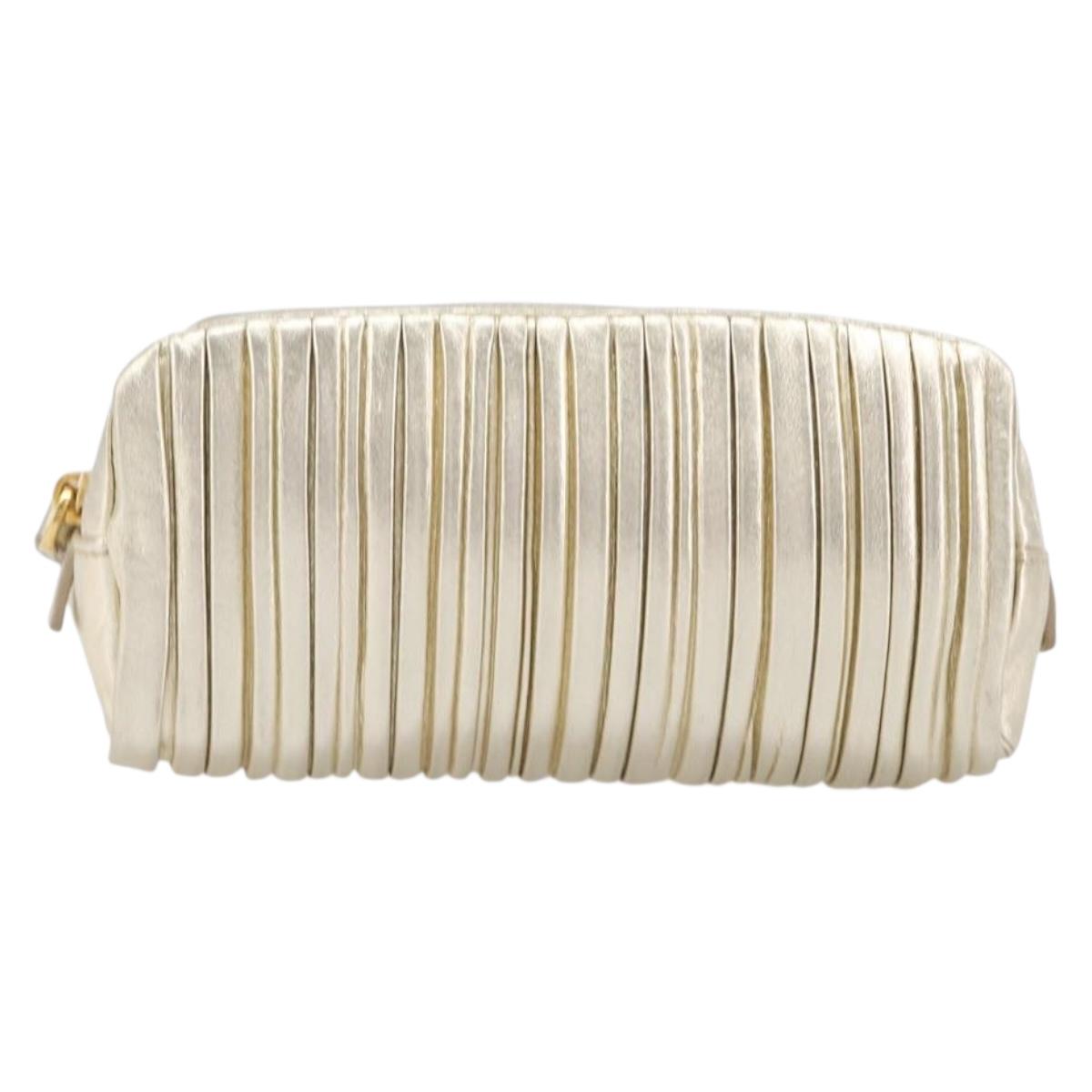 Miu Miu Matelasse Pouch Leather Gold Auth ar14176V