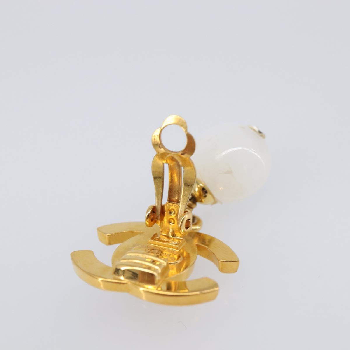 CHANEL Earring Metal Gold Tone White CC Auth ar14207