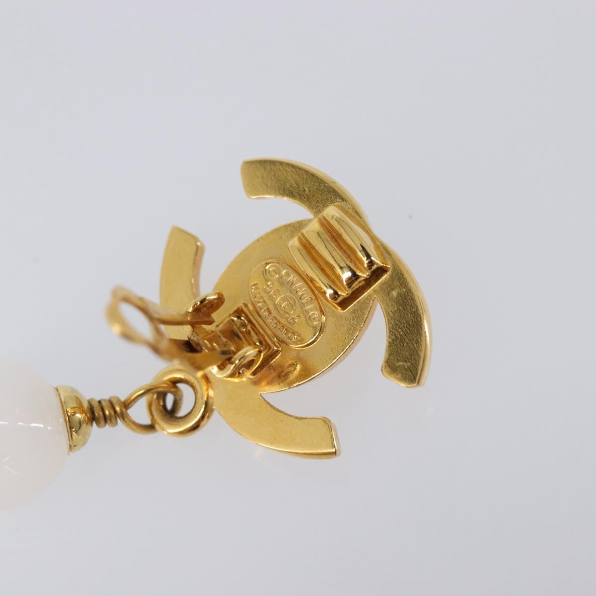 CHANEL Earring Metal Gold Tone White CC Auth ar14207
