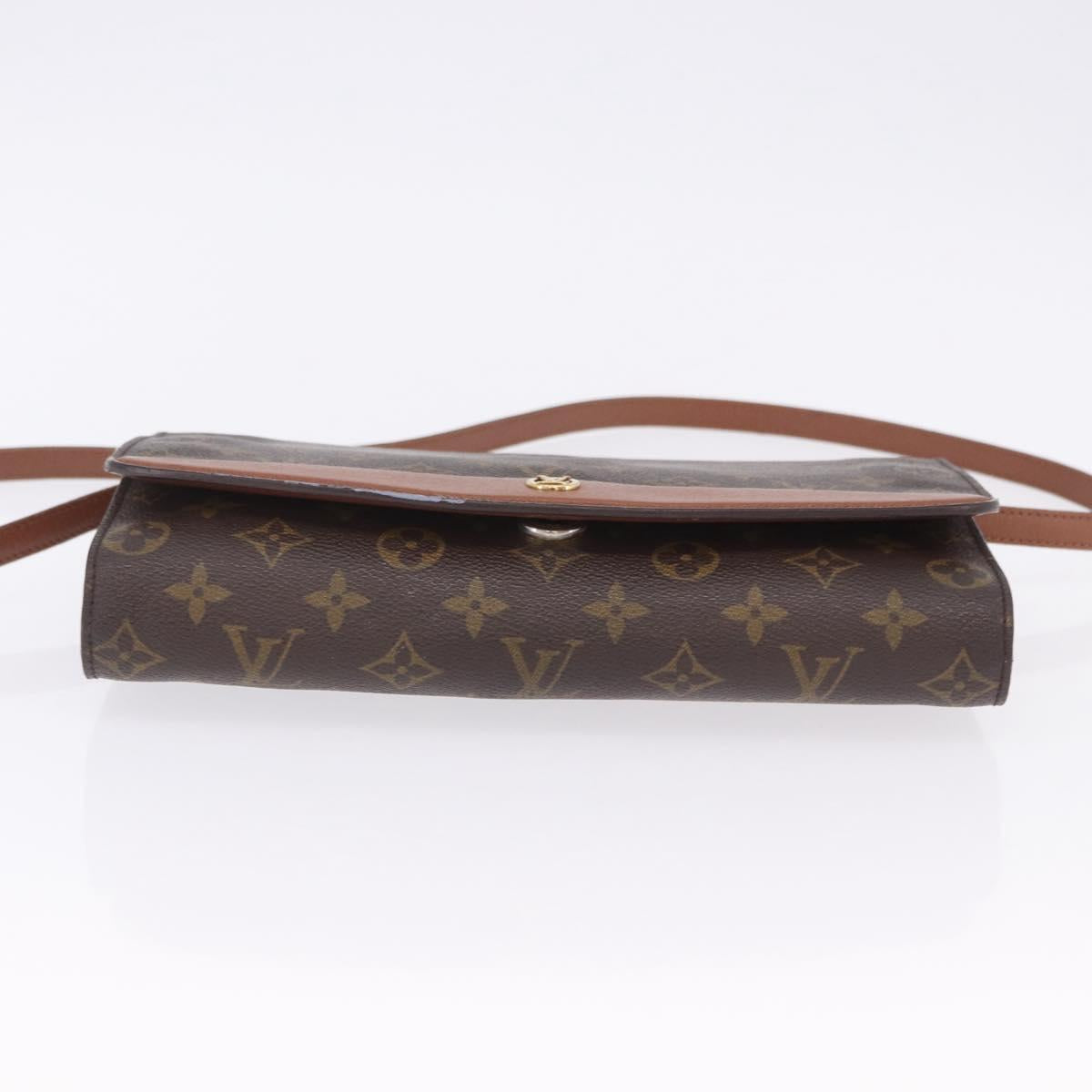 LOUIS VUITTON Monogram Bordeaux 27 Shoulder Bag M51797 LV Auth ar14229