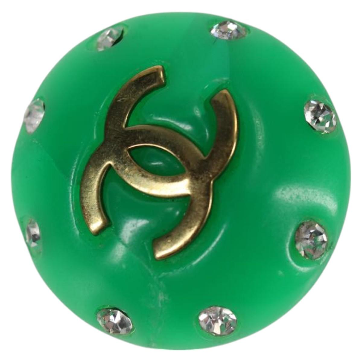CHANEL Clip-on Earring Gold Tone Green CC Auth ar4783