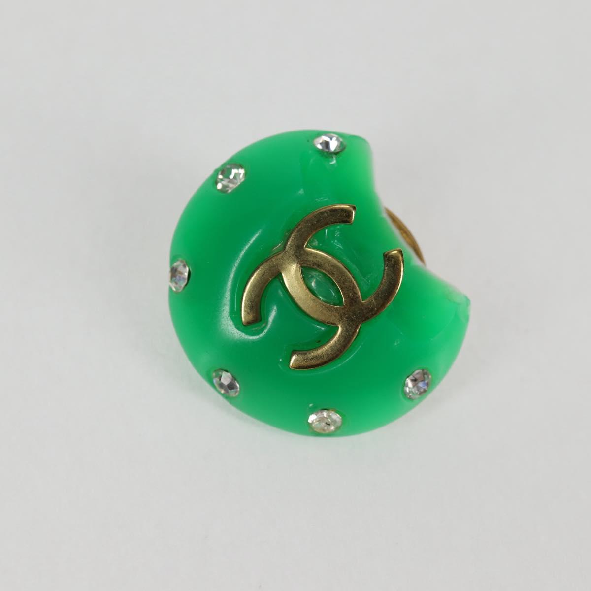CHANEL Clip-on Earring Gold Tone Green CC Auth ar4783