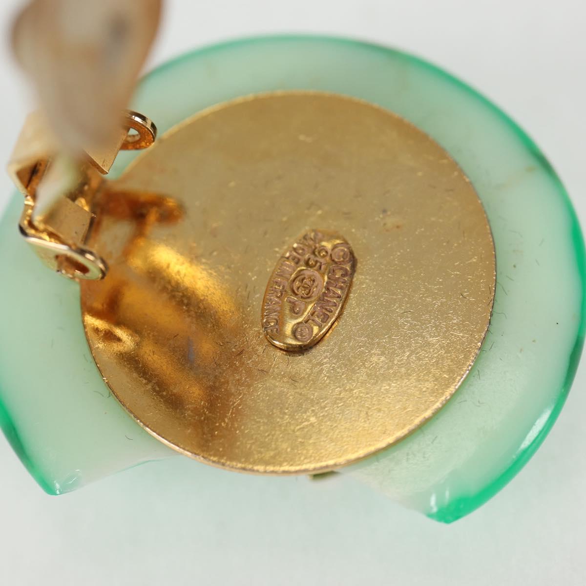 CHANEL Clip-on Earring Gold Tone Green CC Auth ar4783