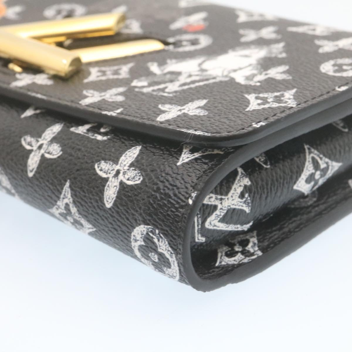 LOUIS VUITTON Monogram Cat Portefeuille Twist Chain Wallet M63888 Auth ar6463SM