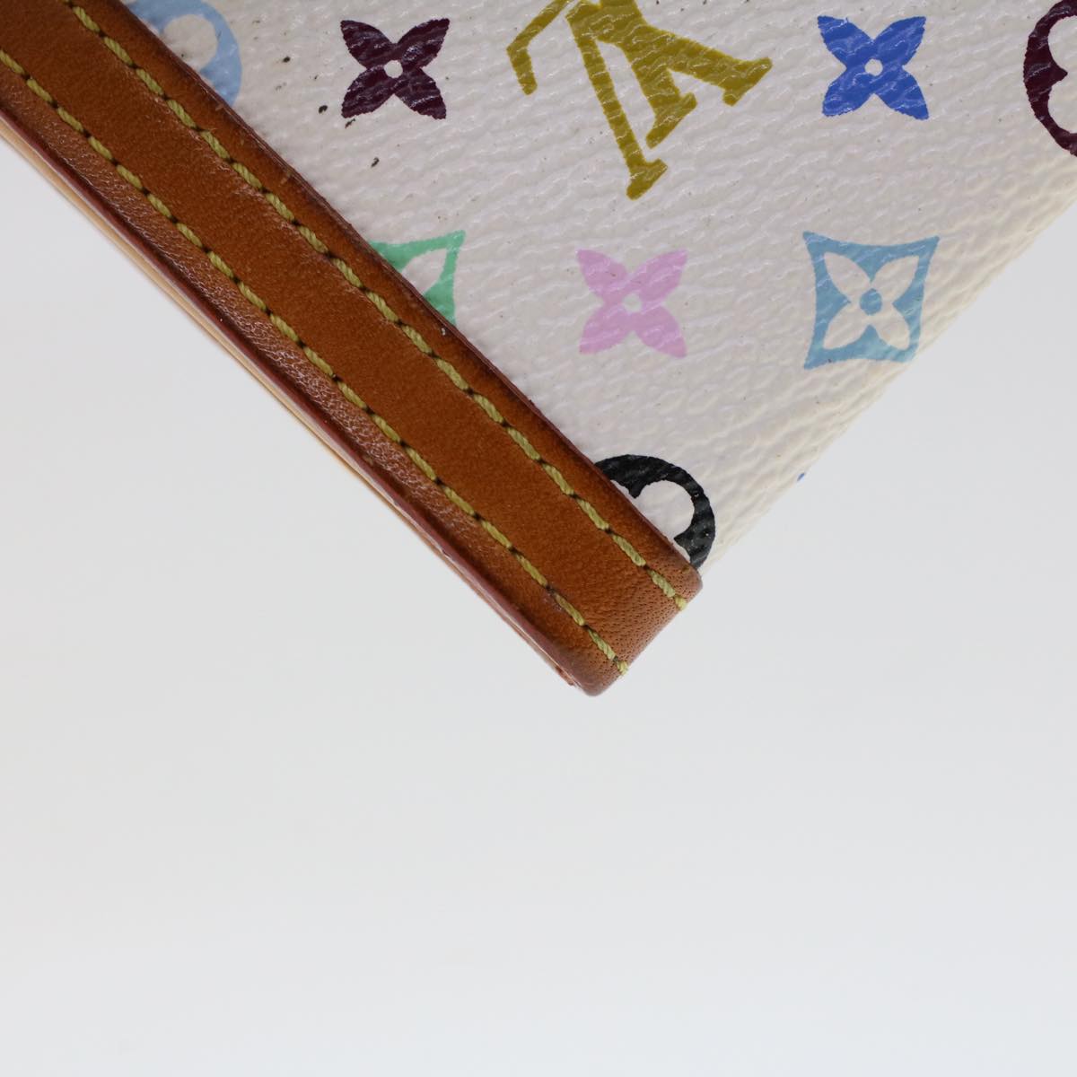 LOUIS VUITTON Multicolor Porte Monnaie Plat Coin Purse White M92657 Auth ar9683B