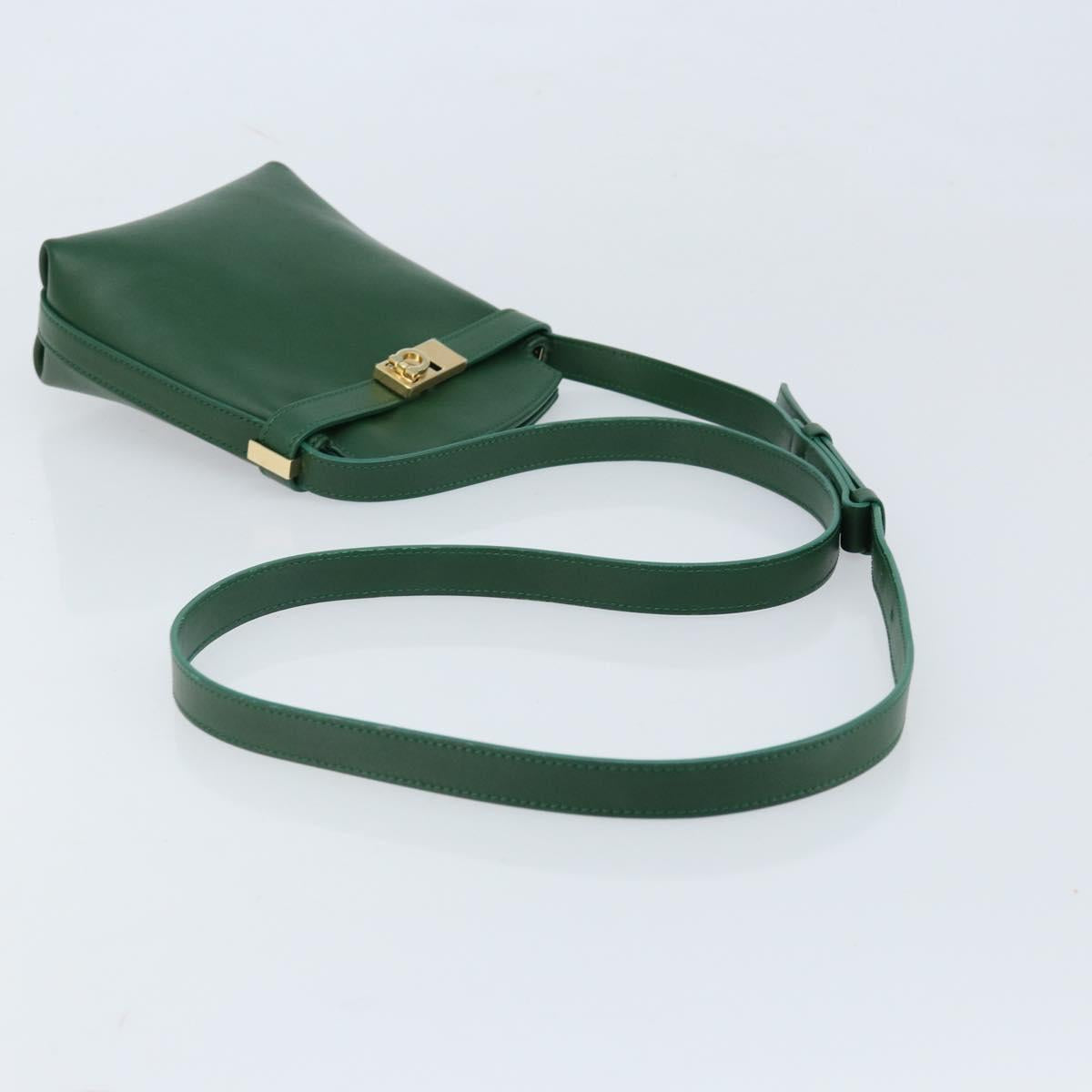 Salvatore Ferragamo Gancini Shoulder Bag Leather Green Gold Auth ARZ415V