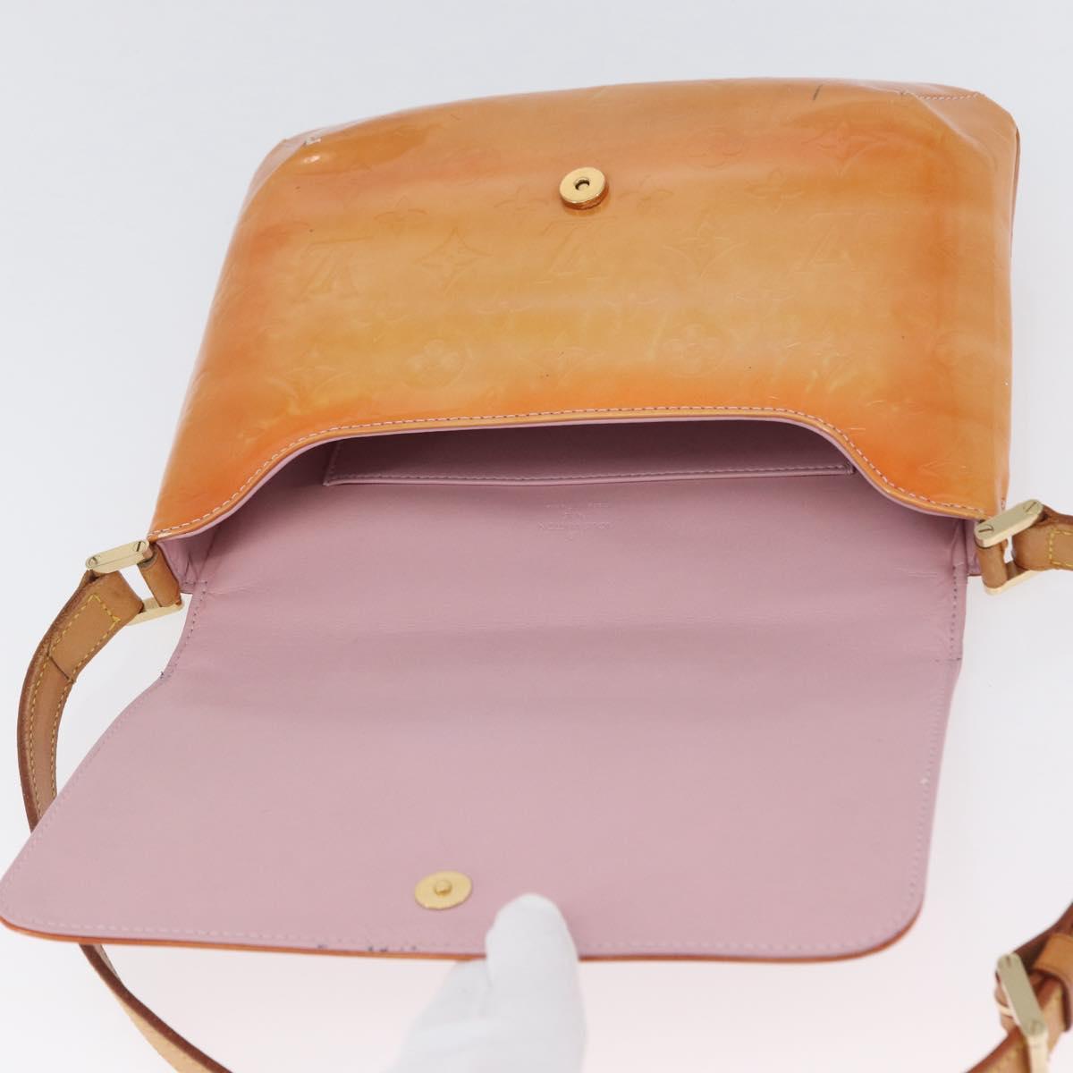 LOUIS VUITTON Vernis Thompson Street Bag Marshmallow Pink M91070 Auth ARZ440
