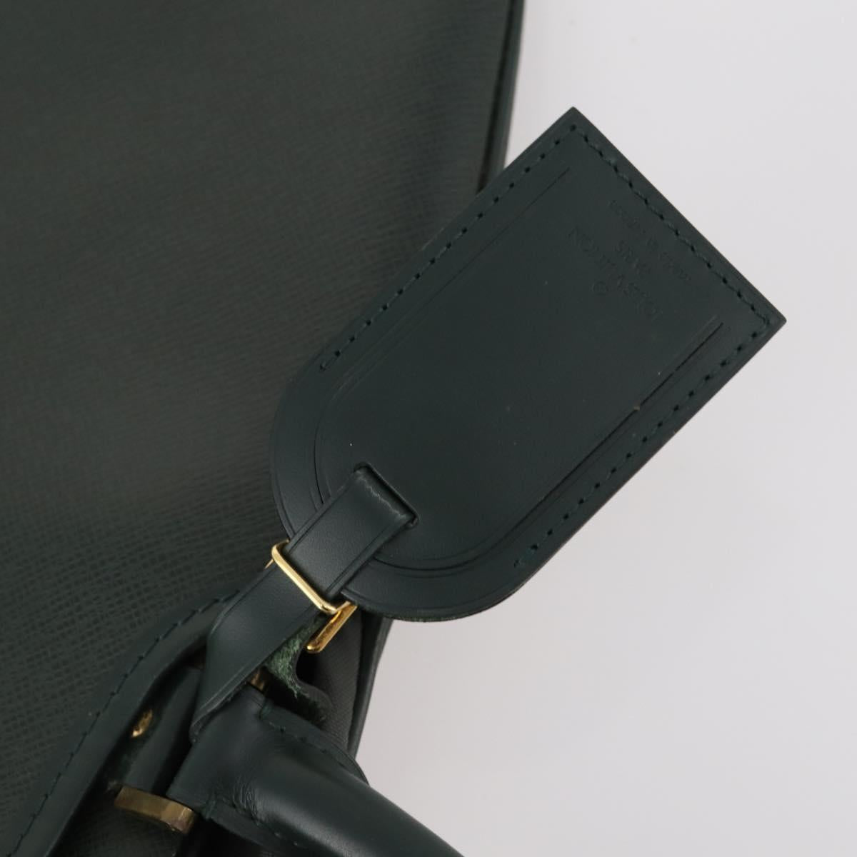 LOUIS VUITTON Taiga Bering Garment Cover Epicea M30134 LV Auth ARZ467
