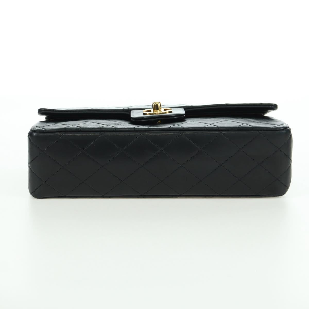 CHANEL Matelasse 25 Double Flap Chain Bag Lamb Skin Gold Black CC Auth ARZ719SAV