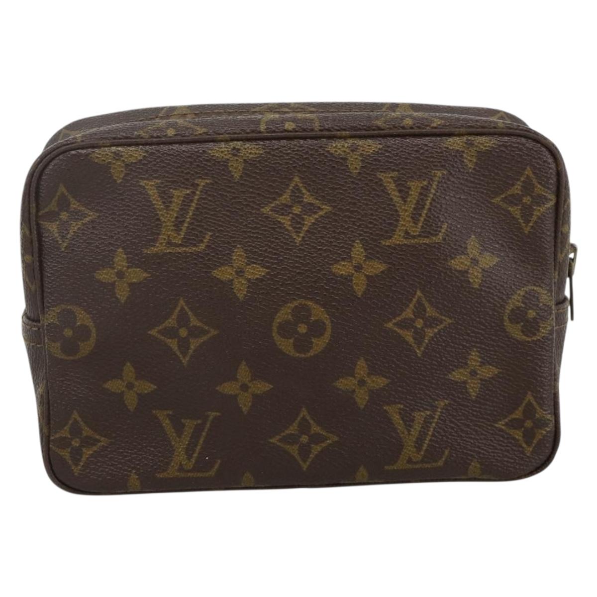 LOUIS VUITTON Monogram Trousse Toilette 18 Pouch M47526 LV Auth ARZ813