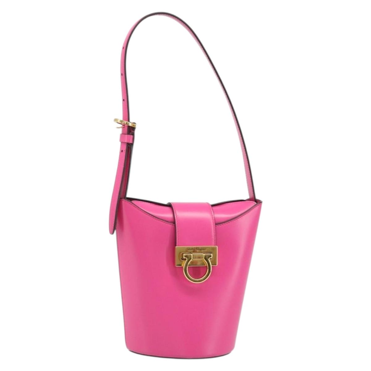 Salvatore Ferragamo Gancini Shoulder Bag Leather Pink Gold Auth ARZ836A