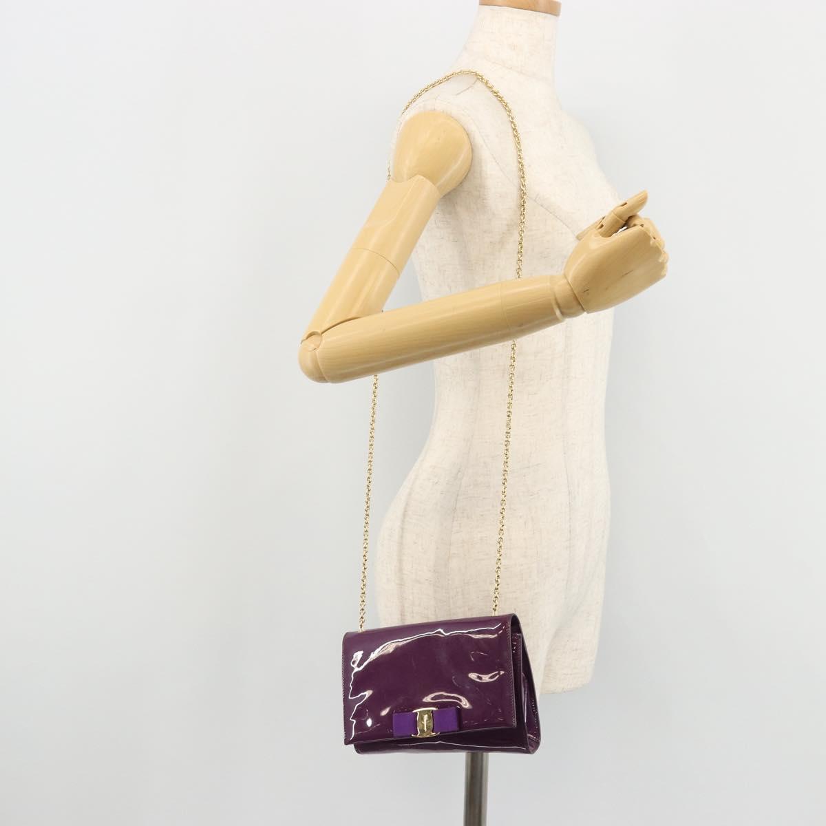 Salvatore Ferragamo Vala Chain Bag Patent leather Purple Gold Auth ARZ899
