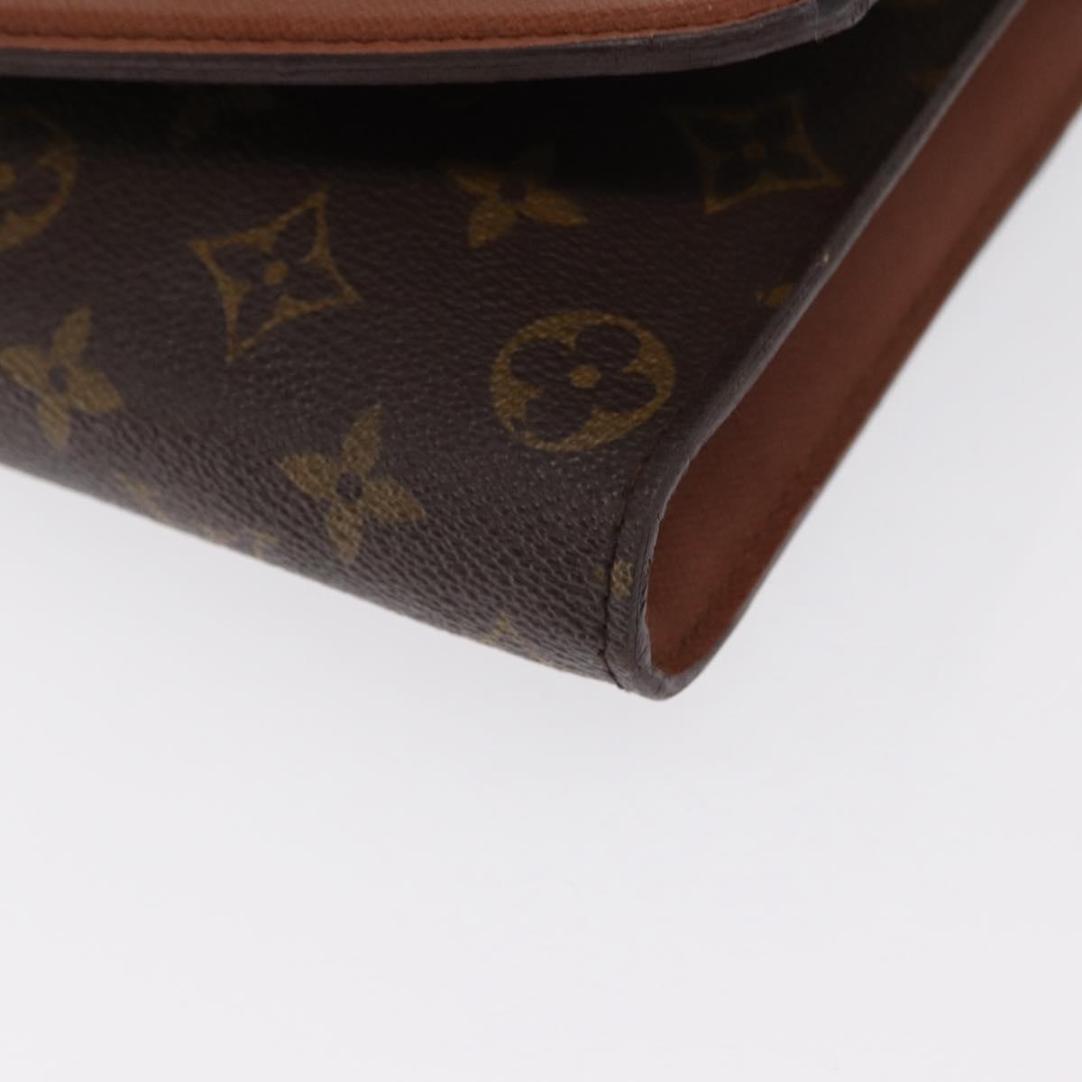 LOUIS VUITTON Monogram Bordeaux 27 Shoulder Bag M51797 LV Auth BA10011