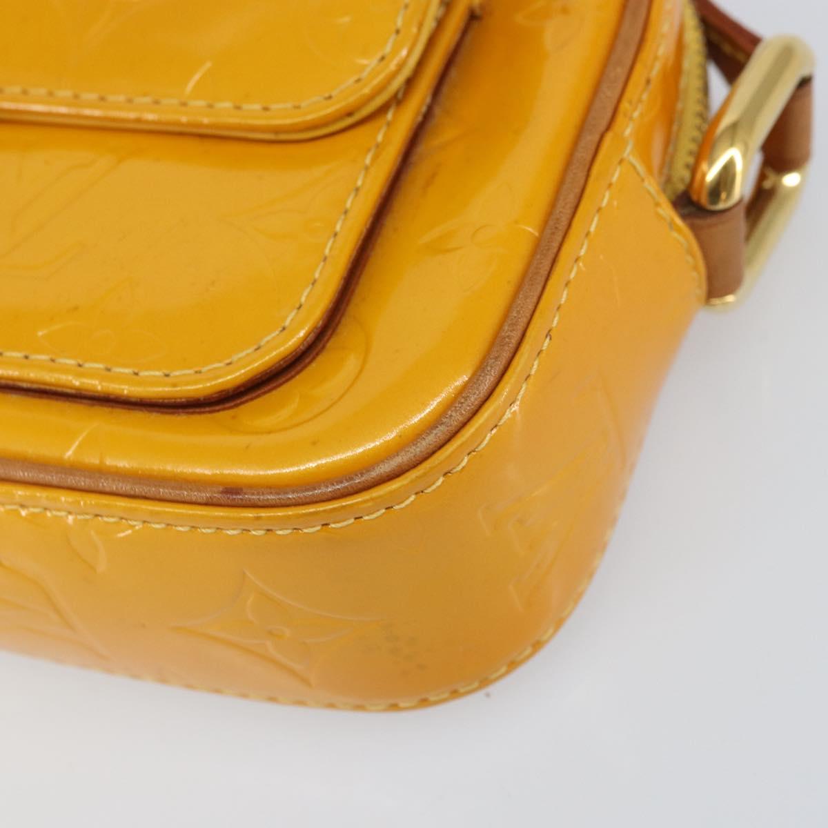 LOUIS VUITTON Monogram Vernis Christy MM Shoulder Bag Jaune M91108 Auth BA10057