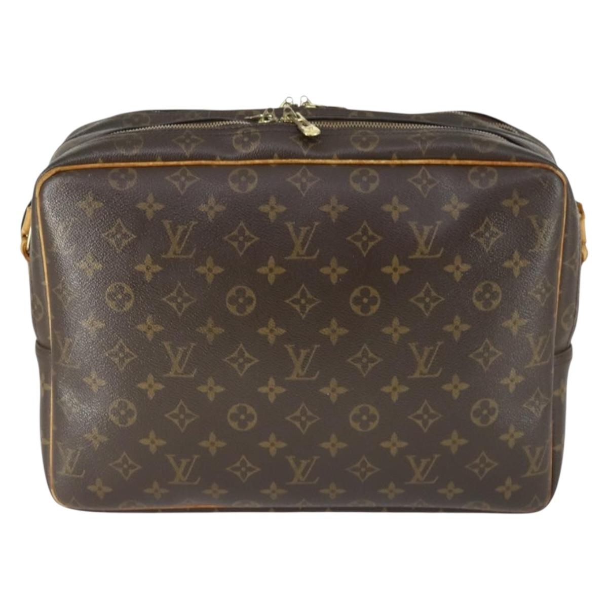 LOUIS VUITTON Monogram Reporter GM Shoulder Bag M45252 LV Auth BA10175