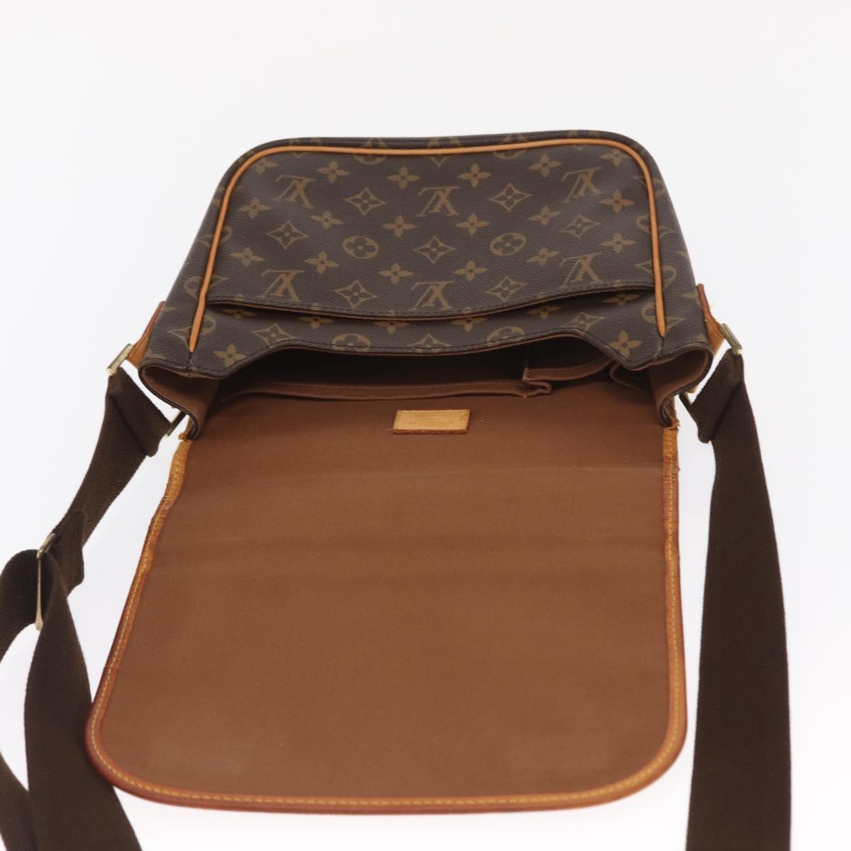 LOUIS VUITTON Monogram Messenger Bosphore PM Shoulder Bag M40106 LV Auth BA10176