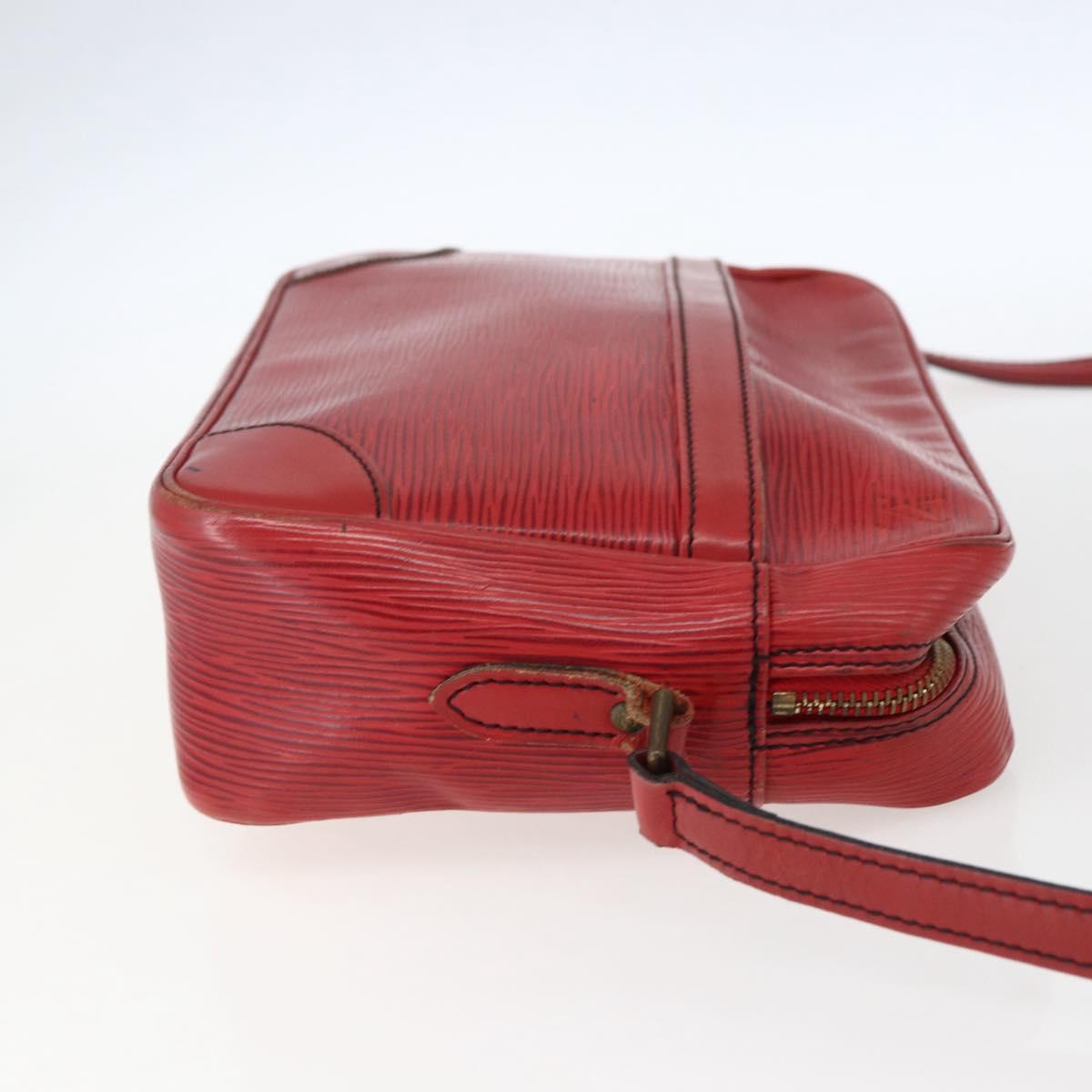 LOUIS VUITTON Epi Trocadero 27 Shoulder Bag Red M52317 LV Auth BA10187
