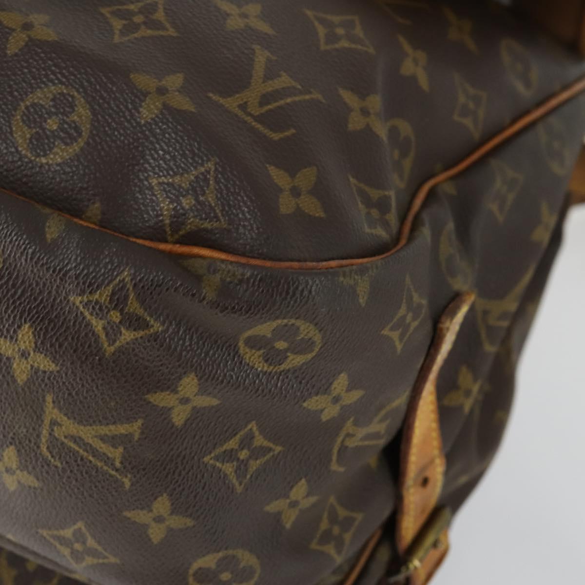 LOUIS VUITTON Monogram Saumur 35 Shoulder Bag M42254 LV Auth BA10390