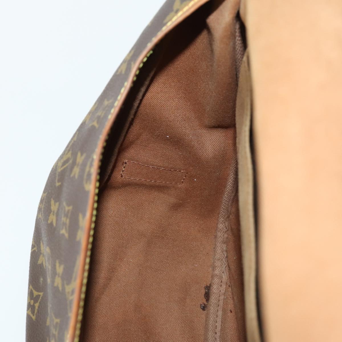LOUIS VUITTON Monogram Saumur 35 Shoulder Bag M42254 LV Auth BA10390