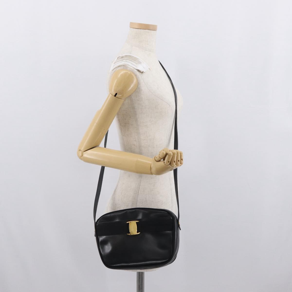 Salvatore Ferragamo Vala Shoulder Bag Leather Black Gold Auth BA10794