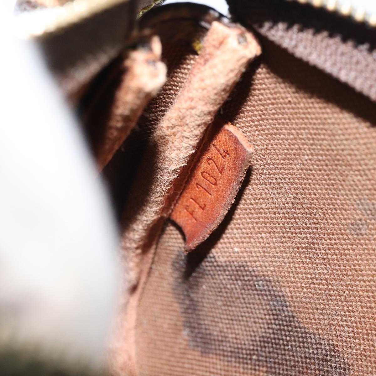 LOUIS VUITTON Monogram Mini Pochette Accessoires Pouch M58009 LV Auth BA10804