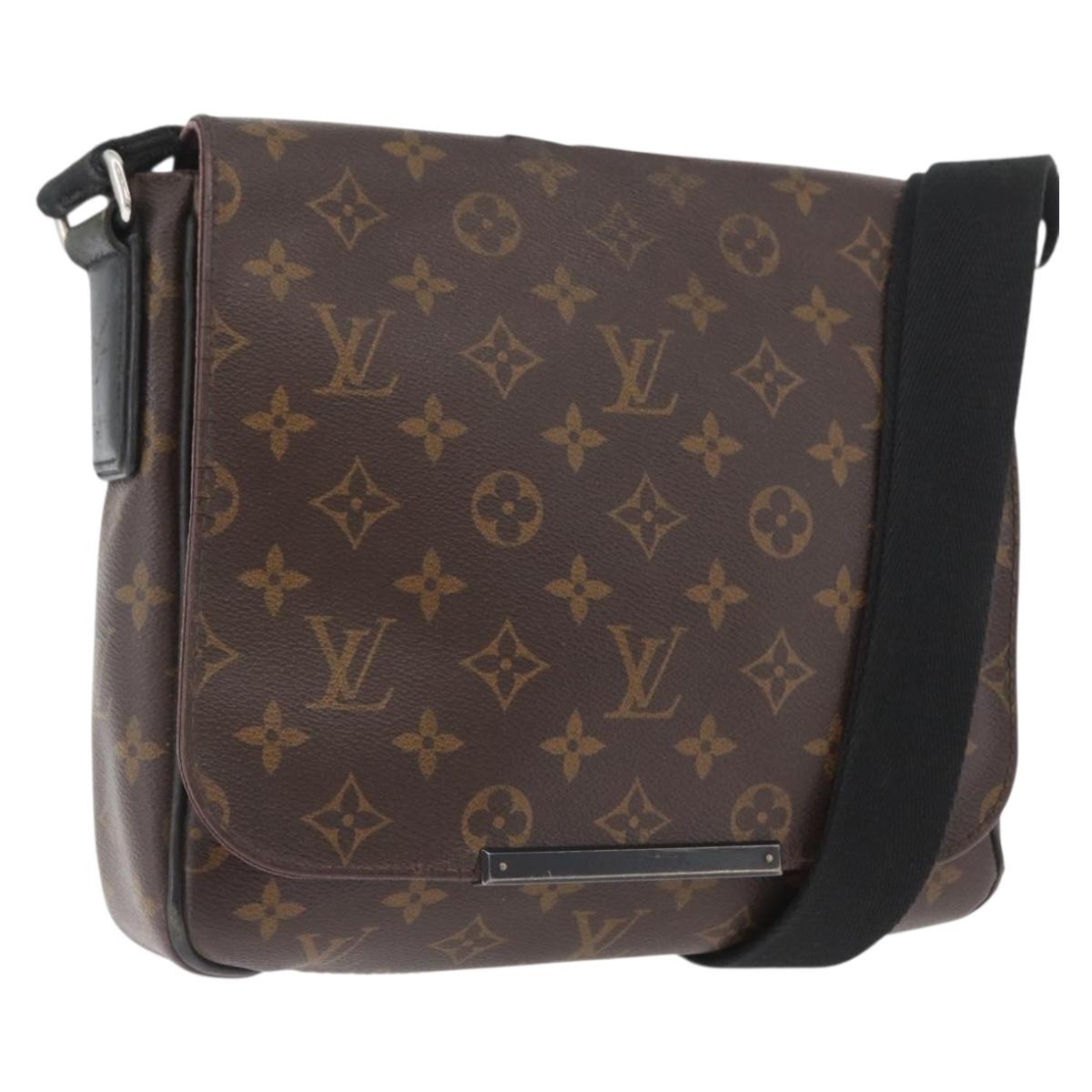 LOUIS VUITTON Monogram District PM Shoulder Bag M40935 LV Auth BA10866