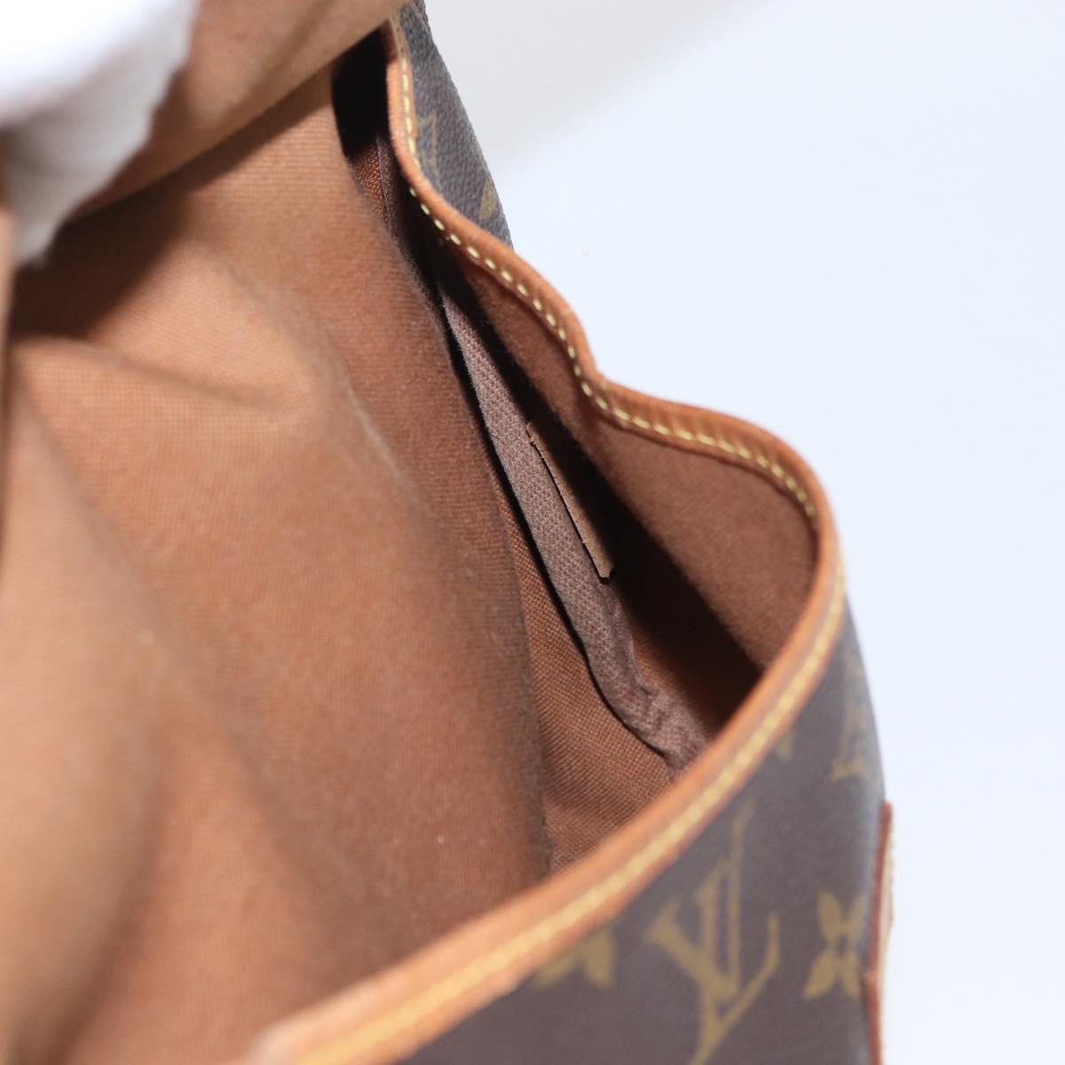 LOUIS VUITTON Monogram Saumur 30 Shoulder Bag M42256 LV Auth BA10996