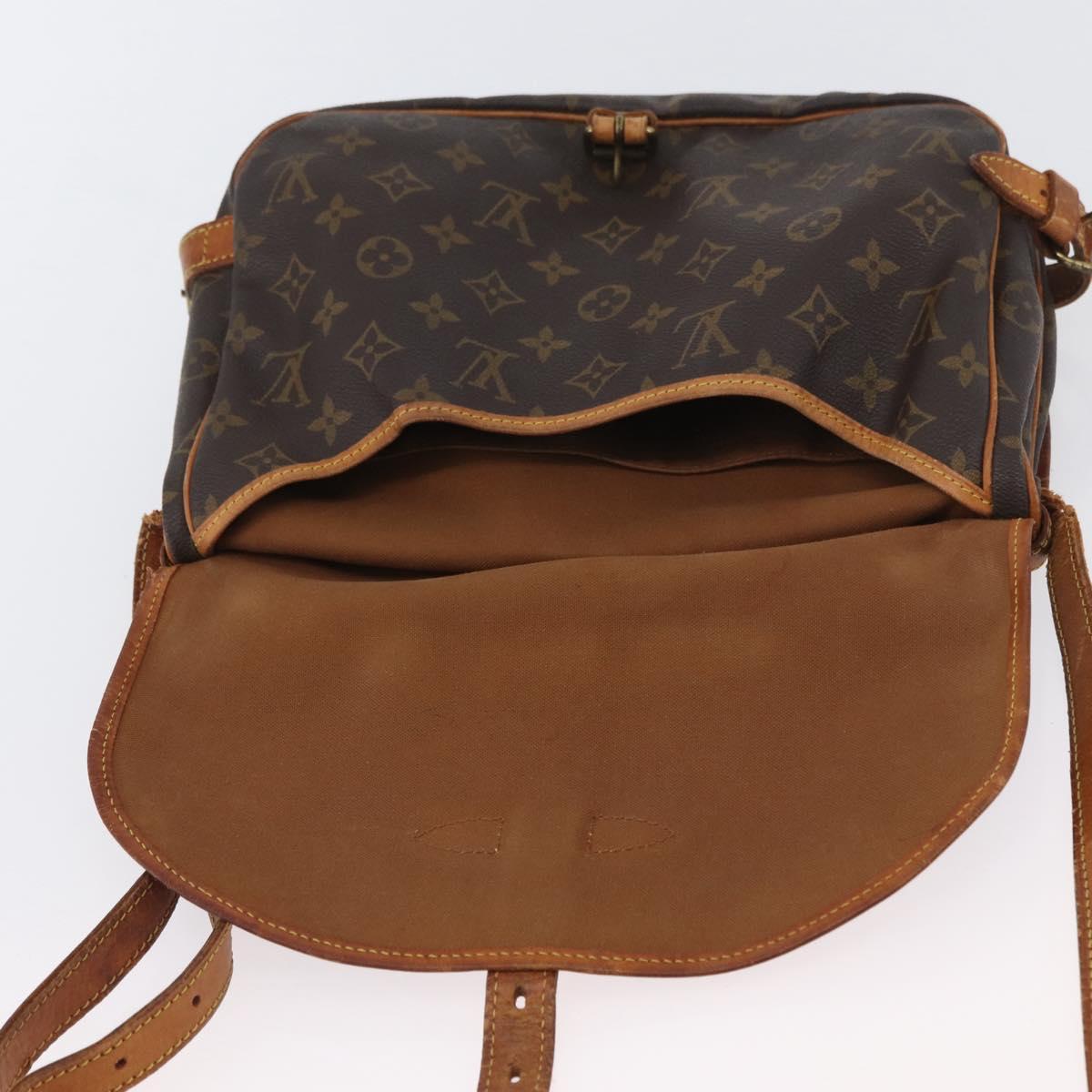 LOUIS VUITTON Monogram Saumur 30 Shoulder Bag M42256 LV Auth BA10996