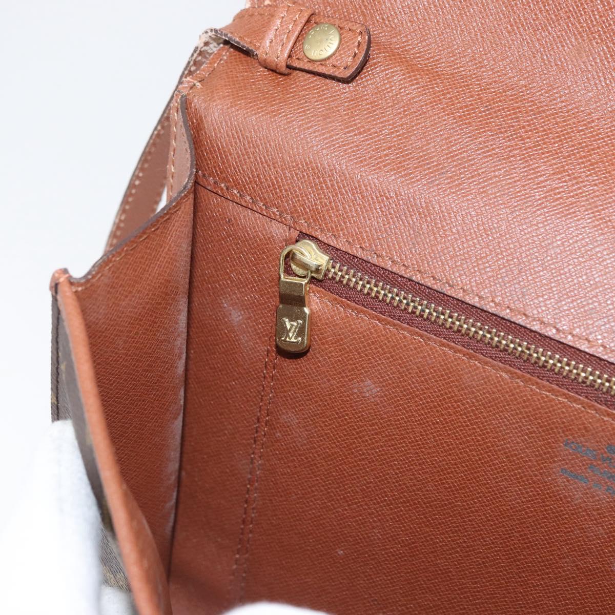 LOUIS VUITTON Monogram Bordeaux 27 Shoulder Bag M51797 LV Auth BA11255