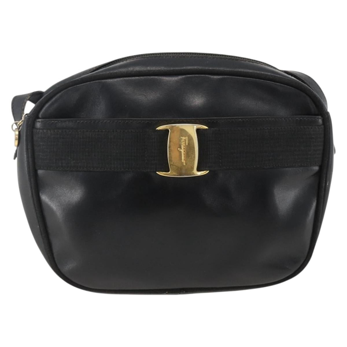 Salvatore Ferragamo Vala Shoulder Bag Leather Black Gold Auth BA11345